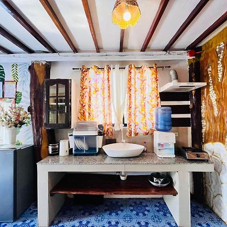 Precious Homestay-Family Room Burgos  ภายนอก รูปภาพ
