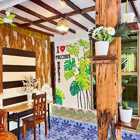 Precious Homestay-Family Room Burgos  ภายนอก รูปภาพ